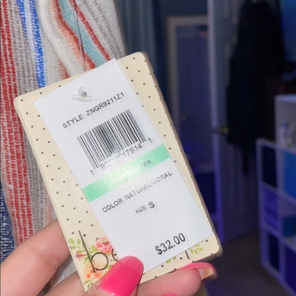 Striped Romper - Picture 3 of 4